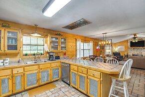 Granbury Home w/ Waterfront Deck: 5 Mi to Downtown