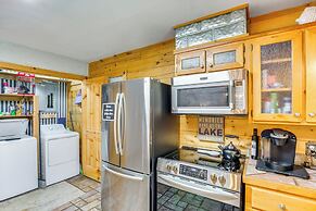 Granbury Home w/ Waterfront Deck: 5 Mi to Downtown