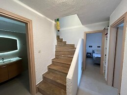 Maisonette With Garden Under the Elani Pines