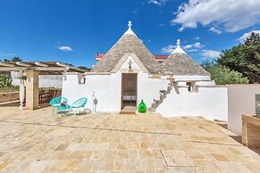 4023 Trullo Domi by Perle di Puglia