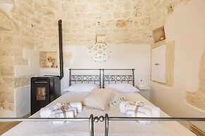 4023 Trullo Domi by Perle di Puglia