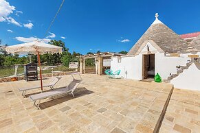 4023 Trullo Domi by Perle di Puglia