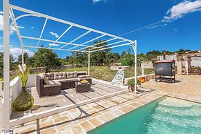 4023 Trullo Domi by Perle di Puglia