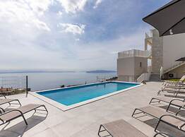 Apartments Bregha