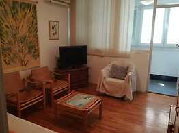 Friendly Well Located Family Apartment