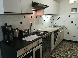 Friendly Well Located Family Apartment