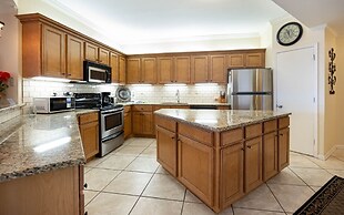 Romar House 804a 3 Bedroom Condo