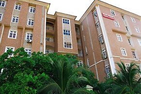 ROSES REGENCY HOTEL & SUITES