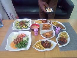 ROSES REGENCY HOTEL & SUITES