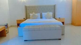 ROSES REGENCY HOTEL & SUITES