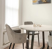 Brand New Luxury Self Contained Flat