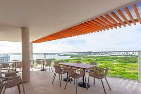 Exclusive Apartment with Jacuzzi by BB