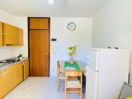 Bright Apartment 150 Meters From the Beach - Beahost