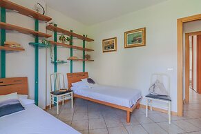 Sunflowers Home in Mandello del Lario
