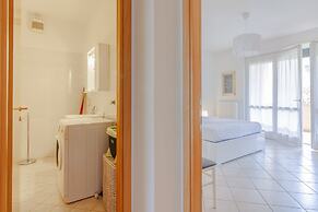 Sunflowers Home in Mandello del Lario