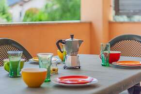 Sunflowers Home in Mandello del Lario