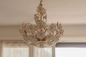 Sunflowers Home in Mandello del Lario