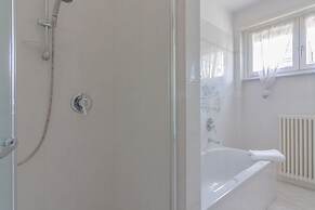 Sunflowers Home in Mandello del Lario