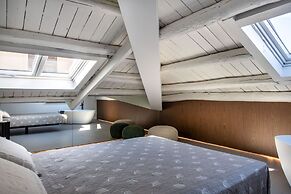 Settimo Apartment With Terrace by Wonderful Italy