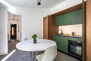 Settimo Apartment With Terrace by Wonderful Italy