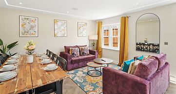 Cove Road Houses by Redwood Stays
