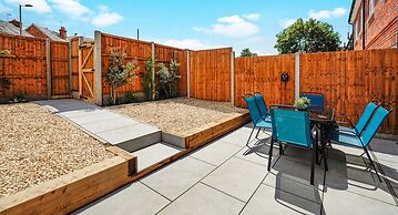Cove Road Houses by Redwood Stays