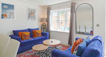 Cove Road Houses by Redwood Stays