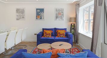 Cove Road Houses by Redwood Stays
