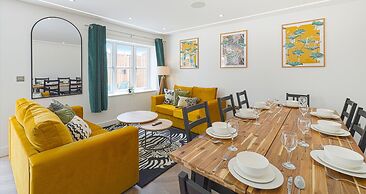 Cove Road Houses by Redwood Stays