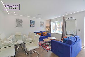 Cove Road Houses by Redwood Stays
