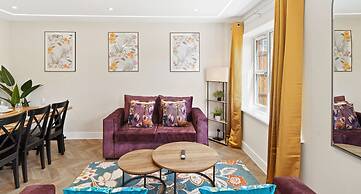 Cove Road Houses by Redwood Stays