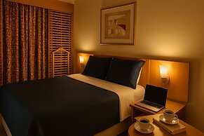 Elegance Suítes Jardins