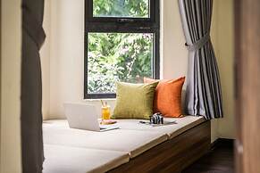 UNIQUE Creative Apartment w SKY View