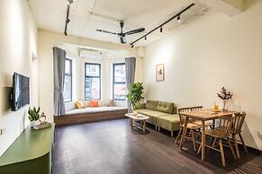 UNIQUE Creative Apartment w SKY View