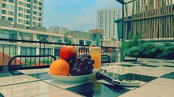 UNIQUE Creative Apartment w SKY View