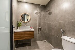 UNIQUE Creative Apartment w SKY View