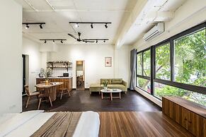 UNIQUE Creative Apartment w SKY View