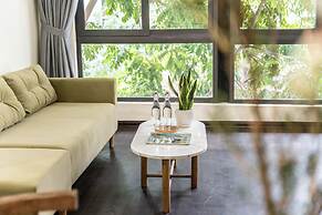 UNIQUE Creative Apartment w SKY View