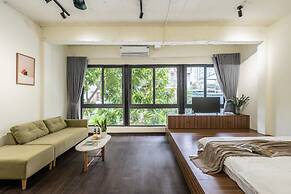 UNIQUE Creative Apartment w SKY View