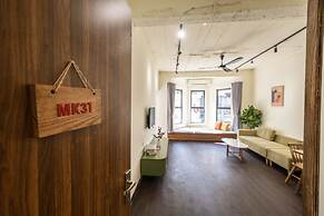 UNIQUE Creative Apartment w SKY View