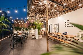 UNIQUE Creative Apartment w SKY View