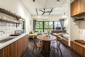 UNIQUE Creative Apartment w SKY View