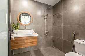 UNIQUE Creative Apartment w SKY View