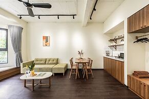 UNIQUE Creative Apartment w SKY View