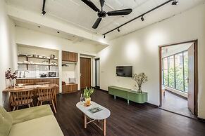 UNIQUE Creative Apartment w SKY View