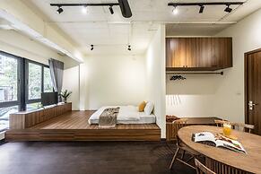 UNIQUE Creative Apartment w SKY View