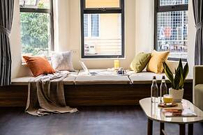 UNIQUE Creative Apartment w SKY View