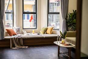 UNIQUE Creative Apartment w SKY View