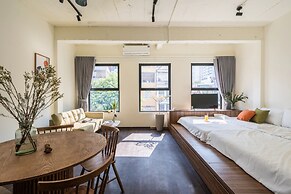 UNIQUE Creative Apartment w SKY View