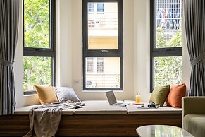 UNIQUE Creative Apartment w SKY View